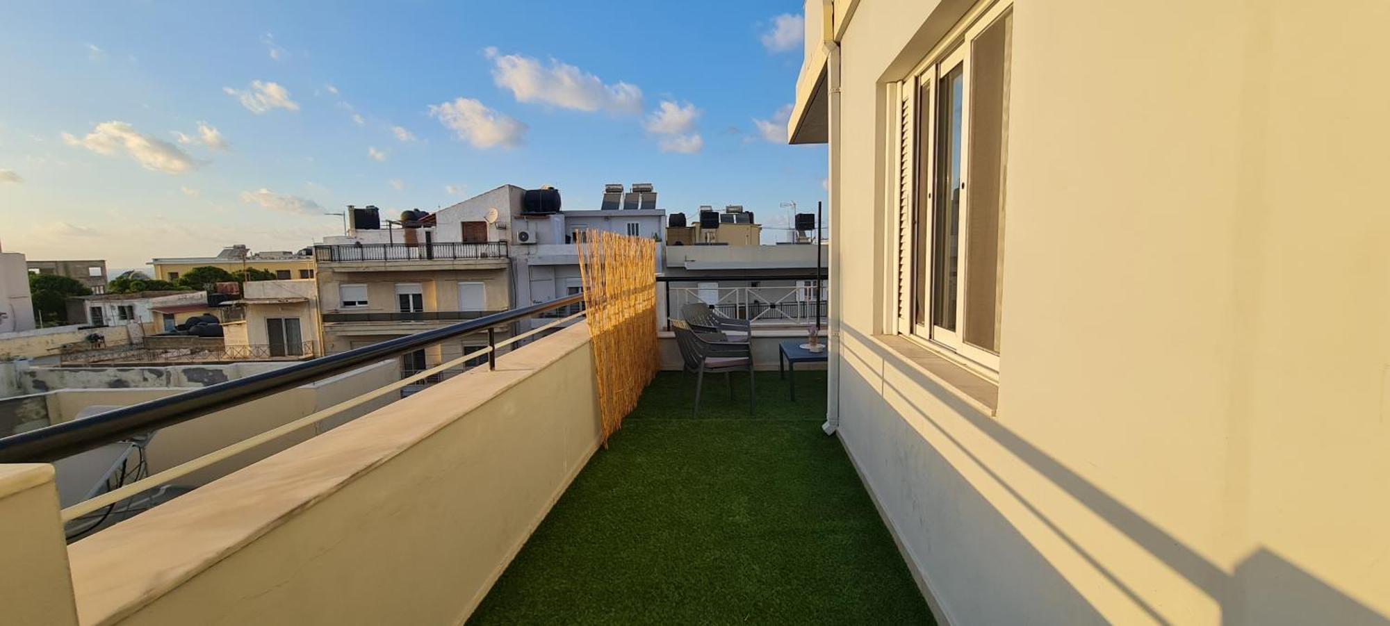 Sunny Apartment For Couples & Friends In Centre Iraklion Buitenkant foto
