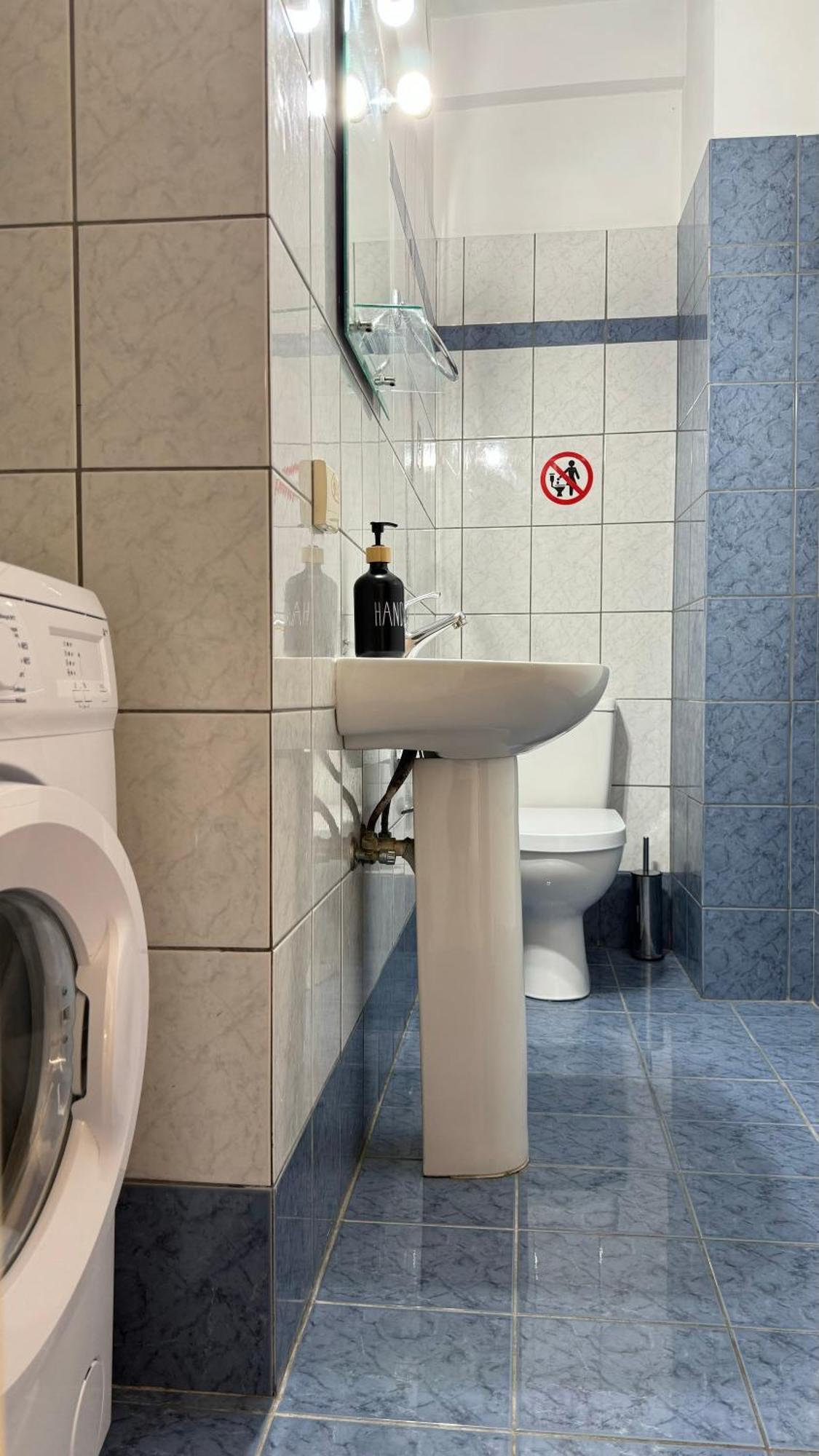 Sunny Apartment For Couples & Friends In Centre Iraklion Buitenkant foto
